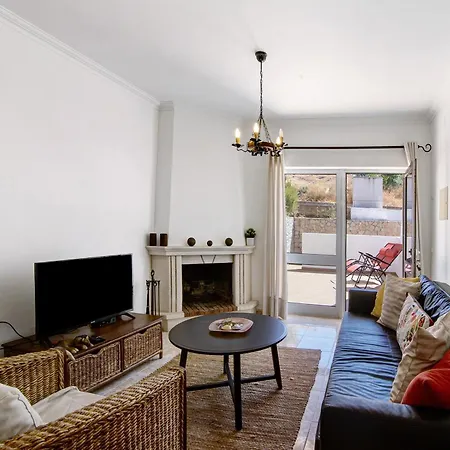 V2 A 400 M Da Da Falesia Dom wakacyjny *