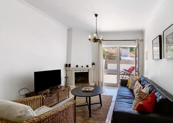 V2 A 400 M Da Da Falesia Ferienhaus *