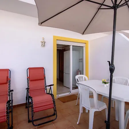 V2 A 400 M Da Da Falesia Tatil Evi *